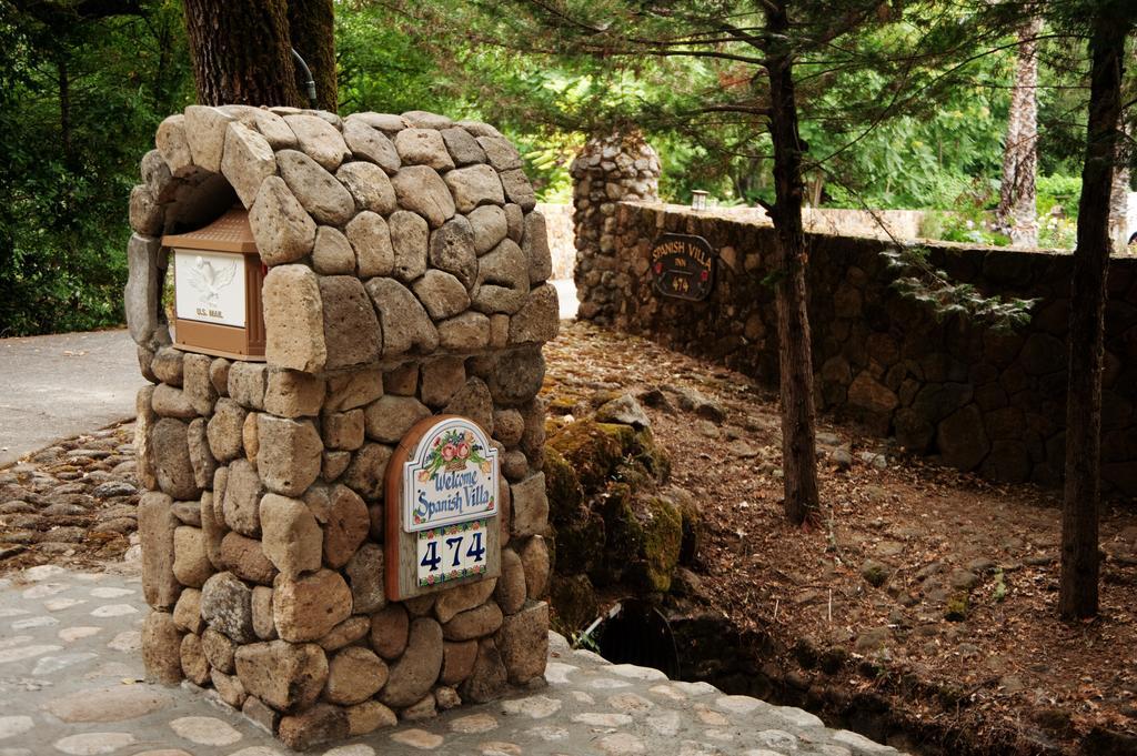 Spanish Villa Inn St. Helena Kültér fotó